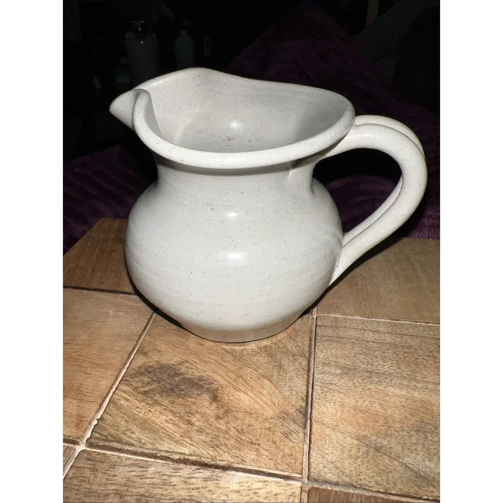 VTG 2009 Williamsburg Pottery Blue Salt Glaze Leaf Mini Creamer Pitcher Jug